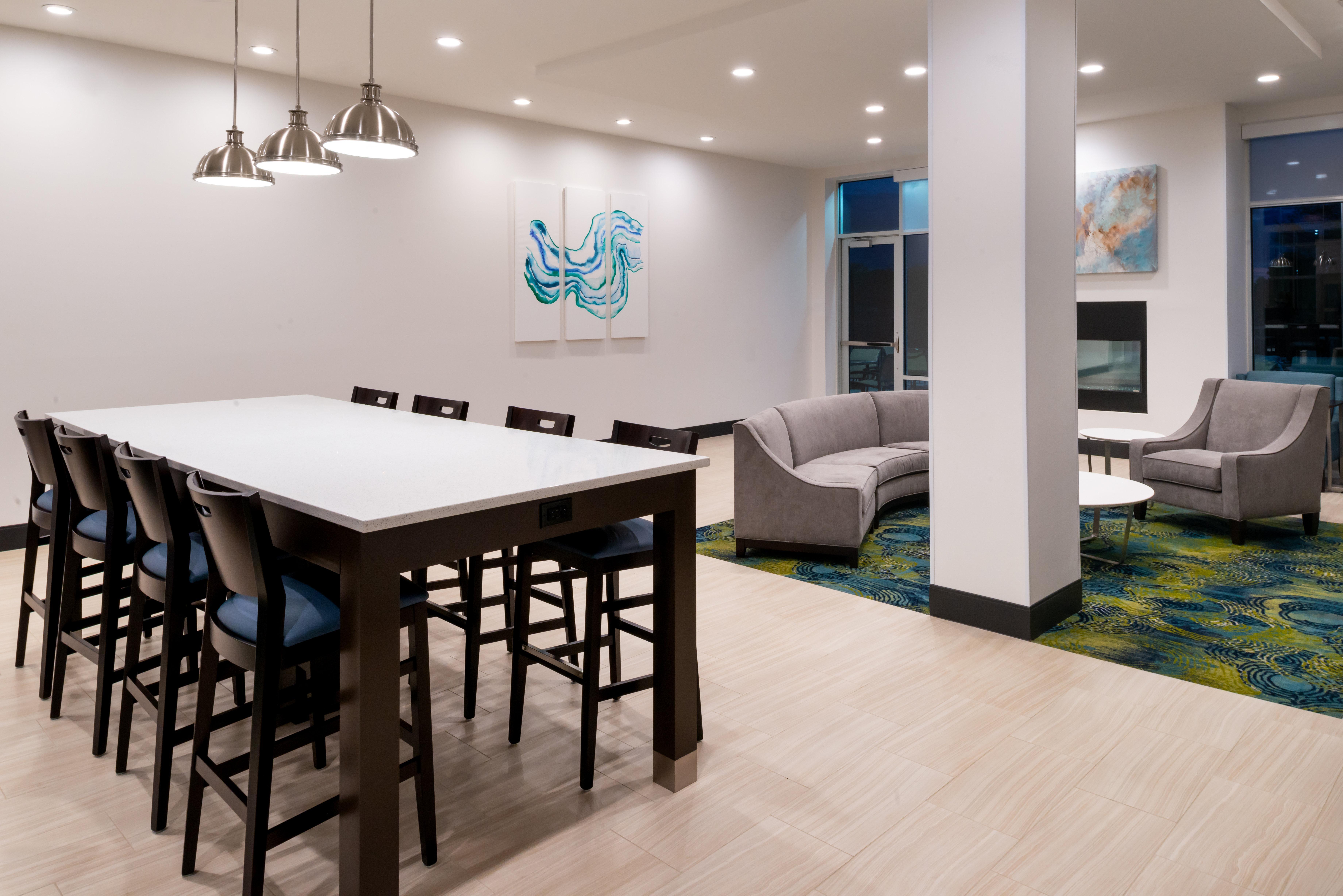 Holiday Inn & Suites - Farmington Hills - Detroit Nw By Ihg Exterior foto